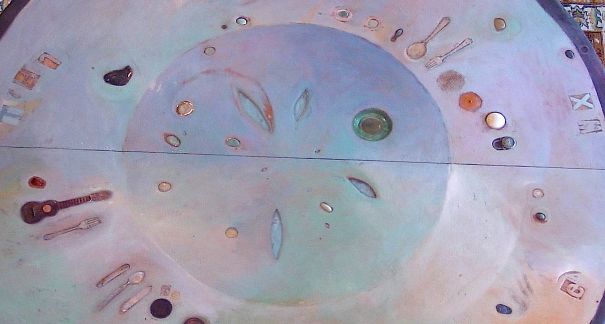 resin table top detail
